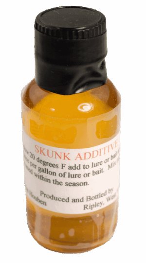Clear bottle with yellow liquid labeled "Houben's Skunk Additive," includes skunk essence and instructions.