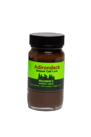 Houben's Adirondack Beaver Call Lure in a green jar with a black cap is perfect for trapping.